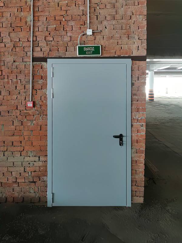 Противопожарная глухая дверь (Пятницкое шоссе, вл2)